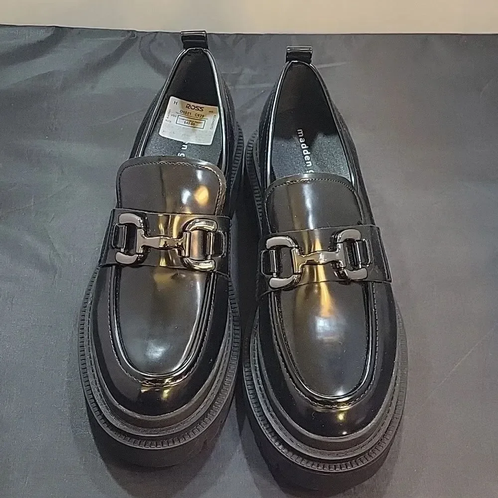BRAND NEW MADDEN GIRL PLATFORM PATENT LEATHER CHUNKY HEEL WITH CHAIN LO…